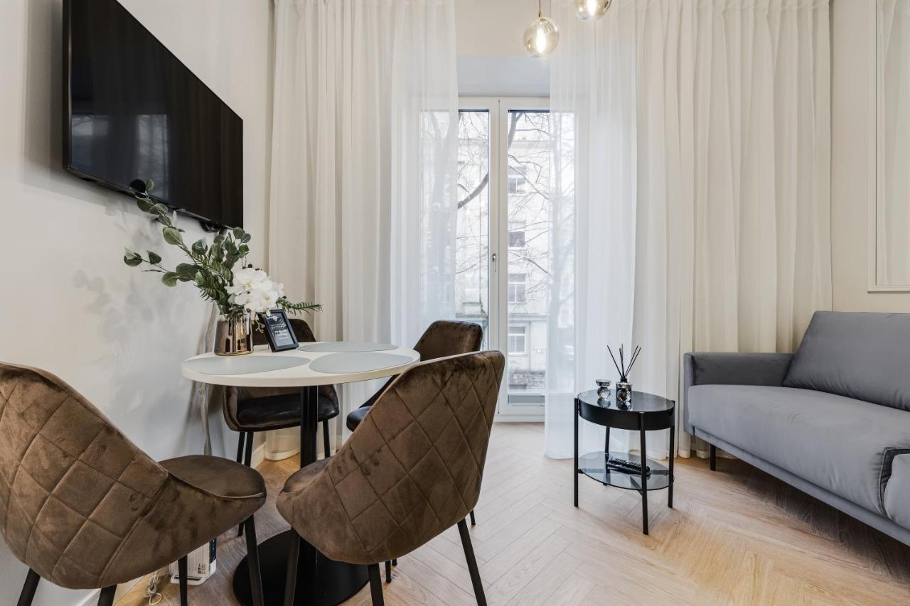 Bob W Ambassador Apartman Tallinn Kültér fotó